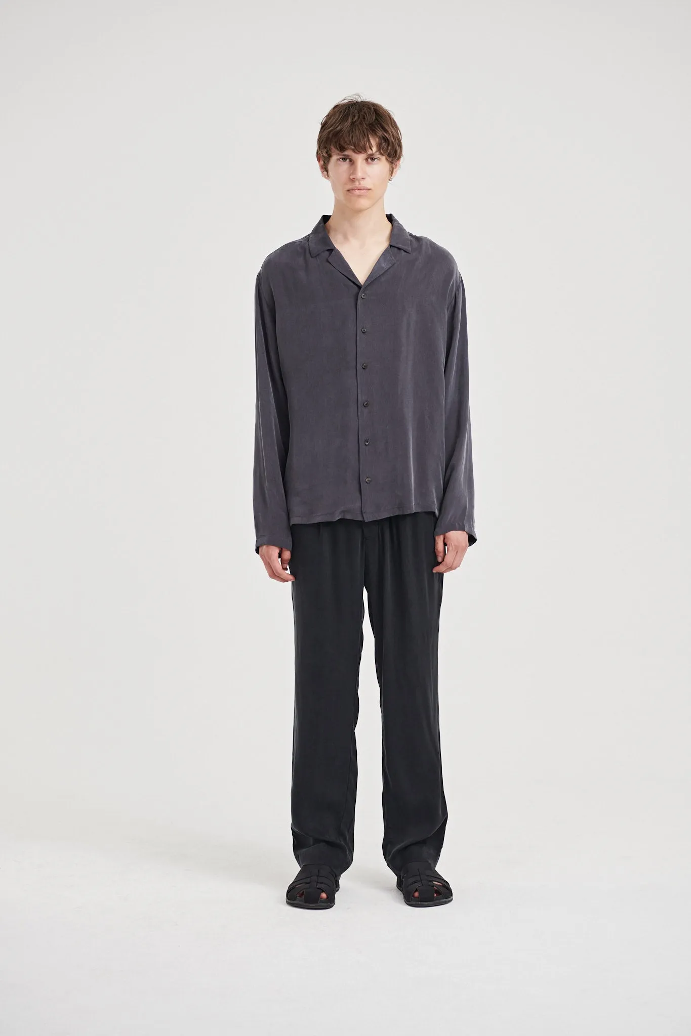 06/ Oftt Vegan Silk Shirt Faded Charcoal