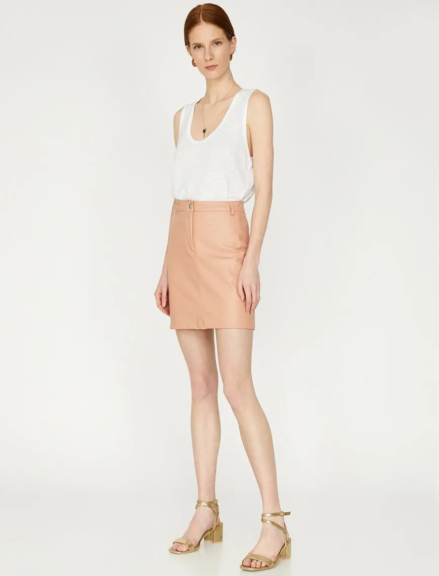 11857 Powder Leather Look Mini Skirt