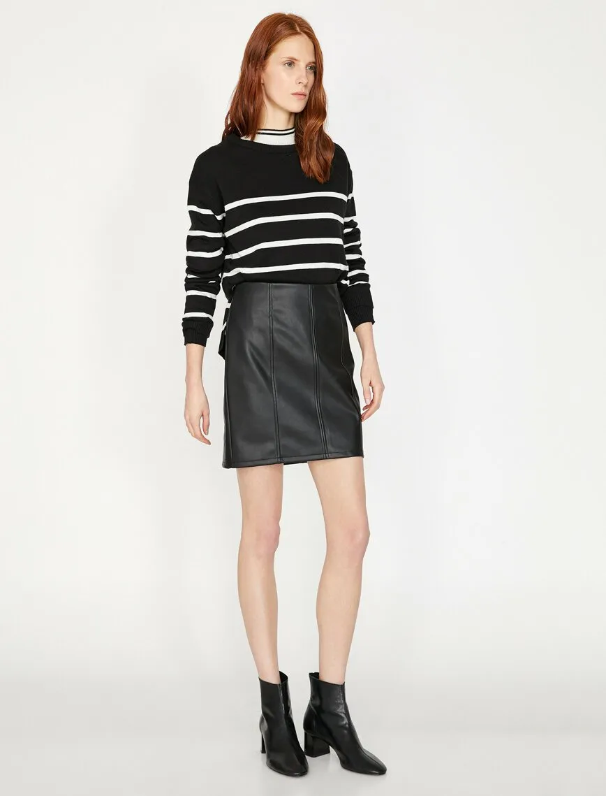 12250 Black Leather Look Mini Skirt